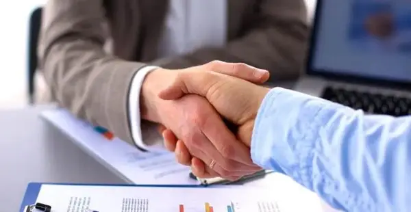 Como negociar dividas